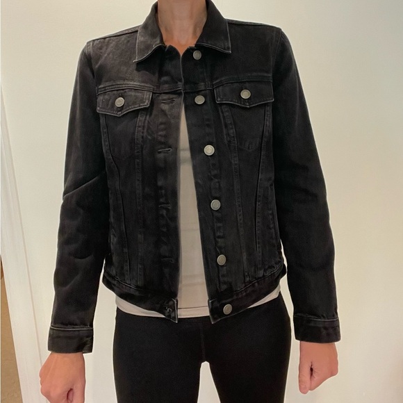 Gap Black jean jacket - new without tags - Picture 2 of 4